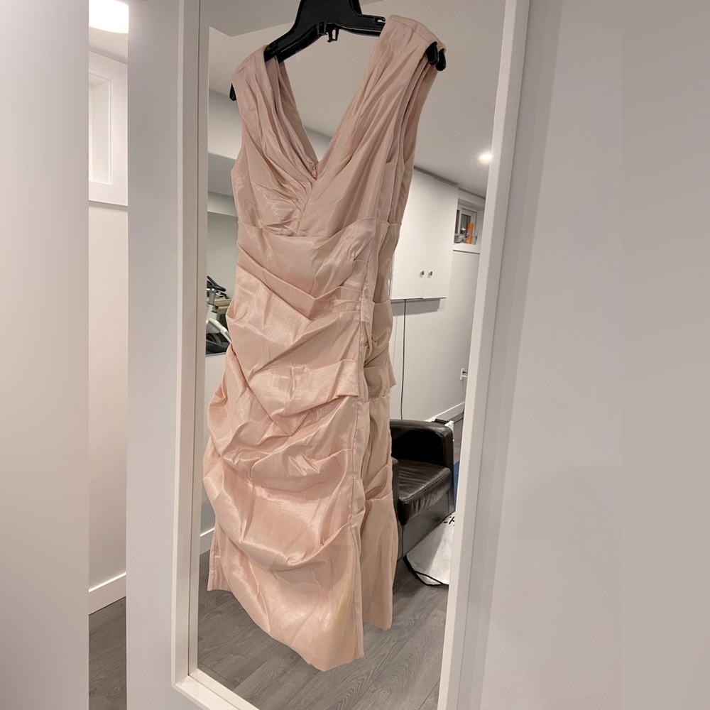 Le Chateau Dusty Pink Cocktail Party Dress